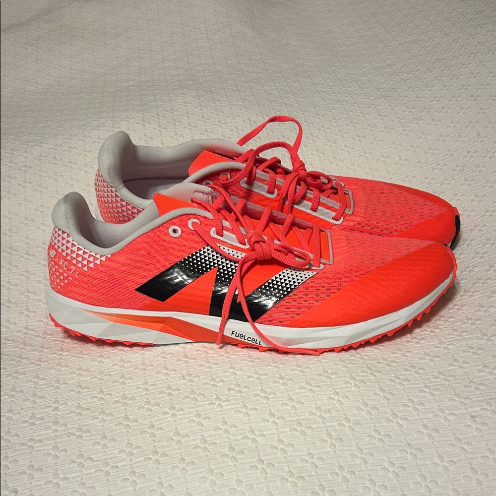 New Balance Men's Bright Coral/Red Athletic Running Shoes